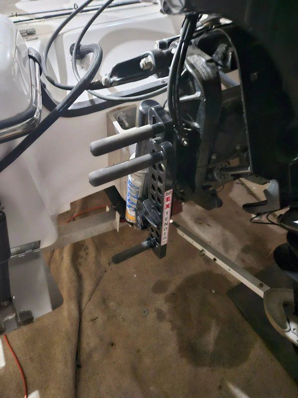 R&R Manufactures E-Ladder Engine Bracket Only - boat ladder